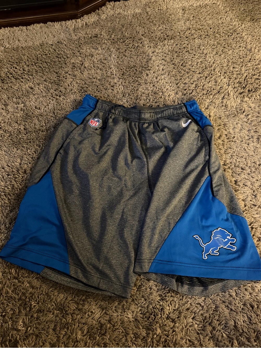 Nike Gray and Royal Blue Detroit Lions Kids Shorts - Picture 1 of 4